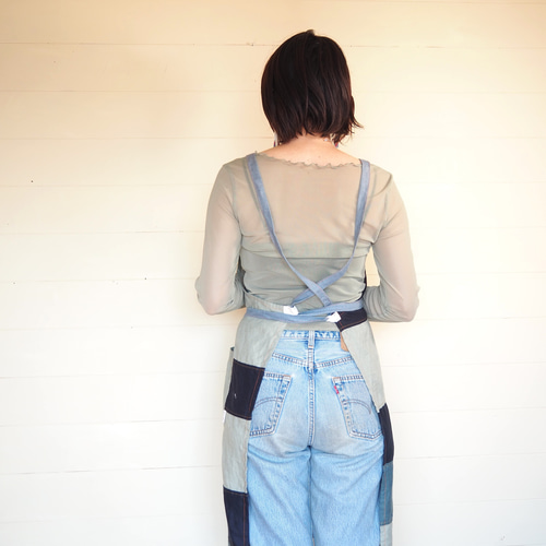 SALE□リネンツギハギエプロン□パッチワークデザイン／ナチュラル