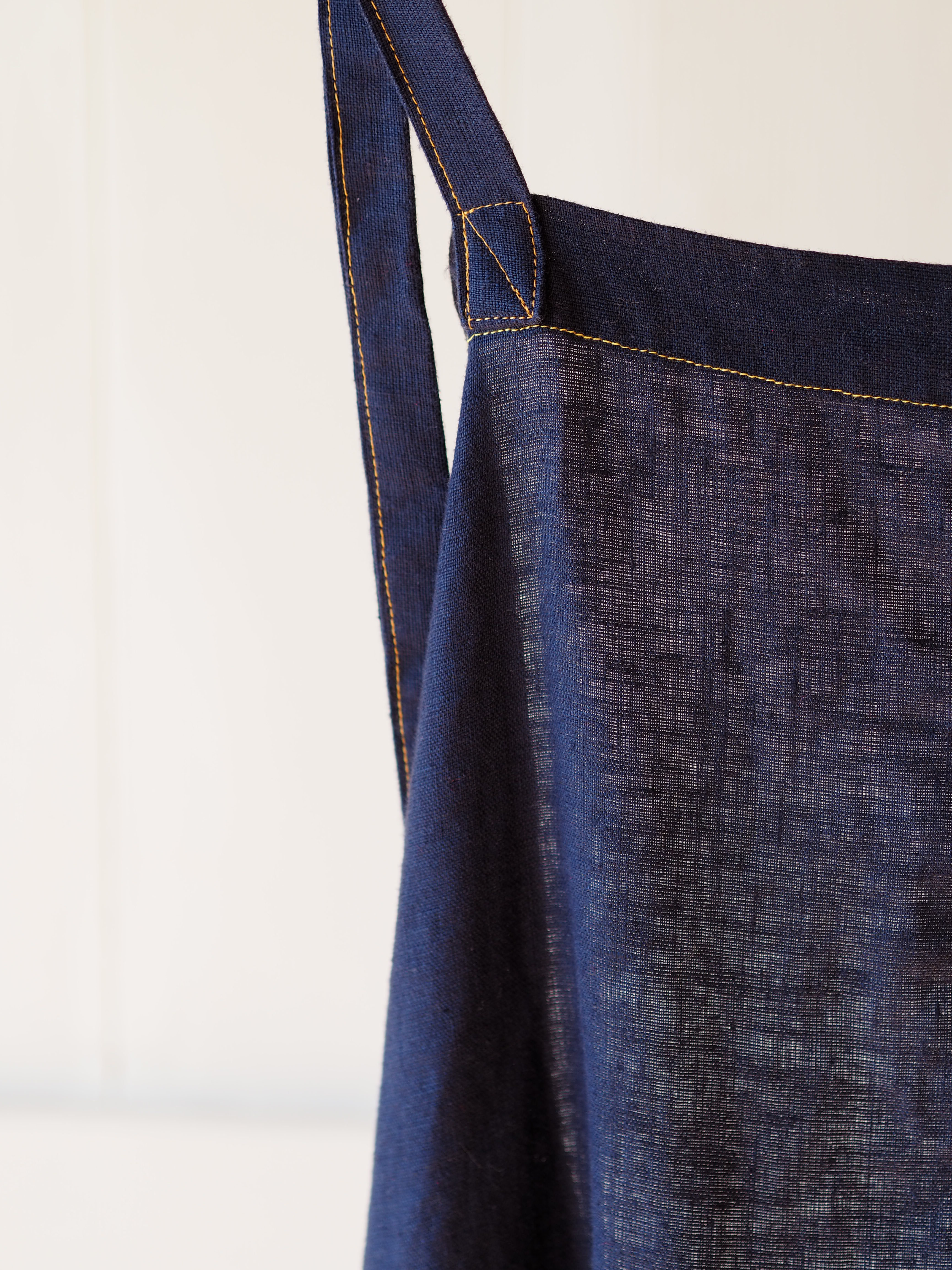 SALE■リネンツギハギエプロン■パッチワークデザイン／ナチュラルワークウェア／家事服・ガーデニングにも■