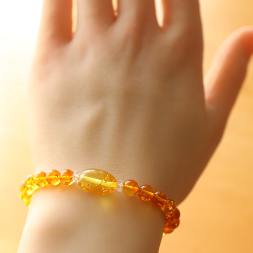 ☆スーパープレミアムブレス☆天然琥珀・ハニーカラーアンバー（バル