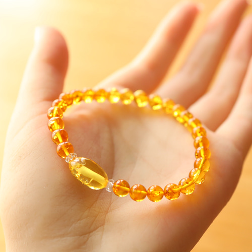 ☆スーパープレミアムブレス☆天然琥珀・ハニーカラーアンバー（バル