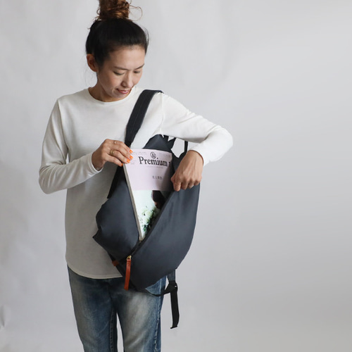 秋支度SALE 軽量 クッション入ナイロン リュックサック エコ