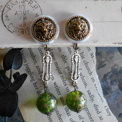 ～Leo～（ドイツヴィンテージ/ルーサイト/ライオンボタン） 2枚目の画像