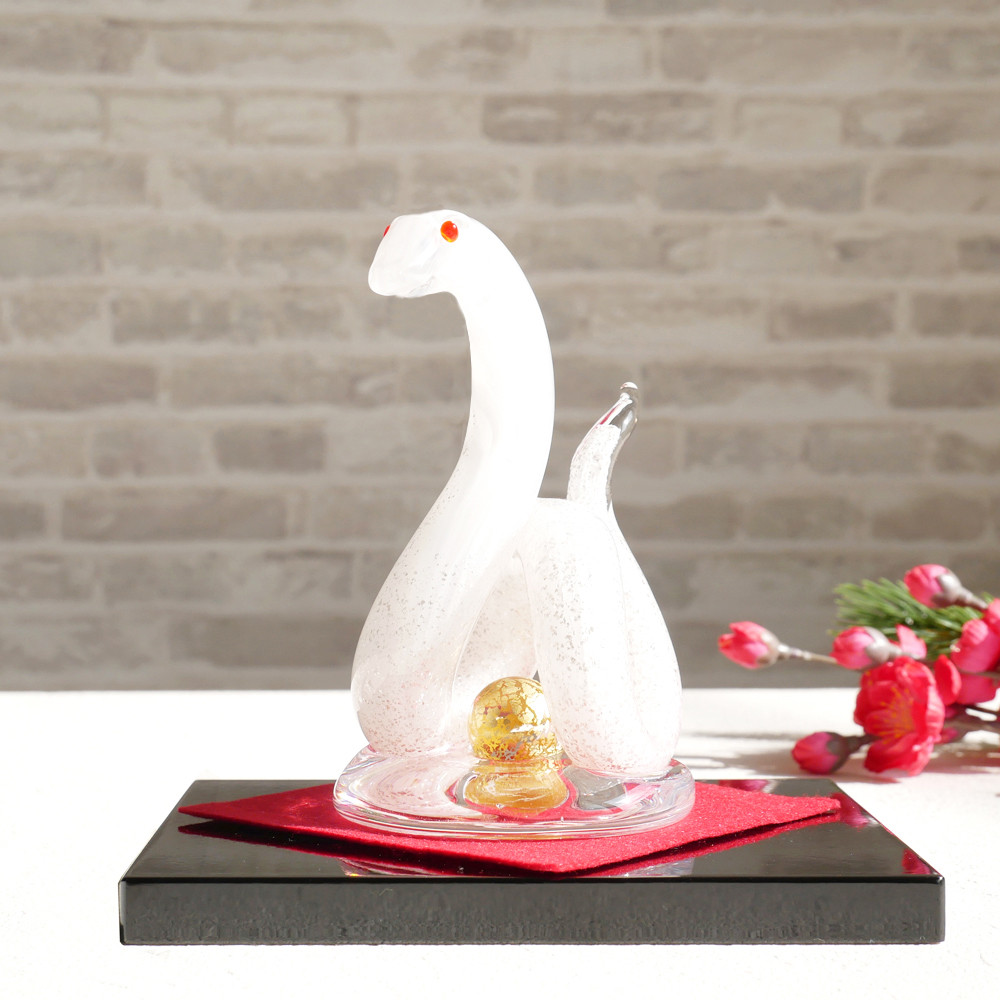 【予約中！】 白蛇と俵　ガラス　置物 工芸品