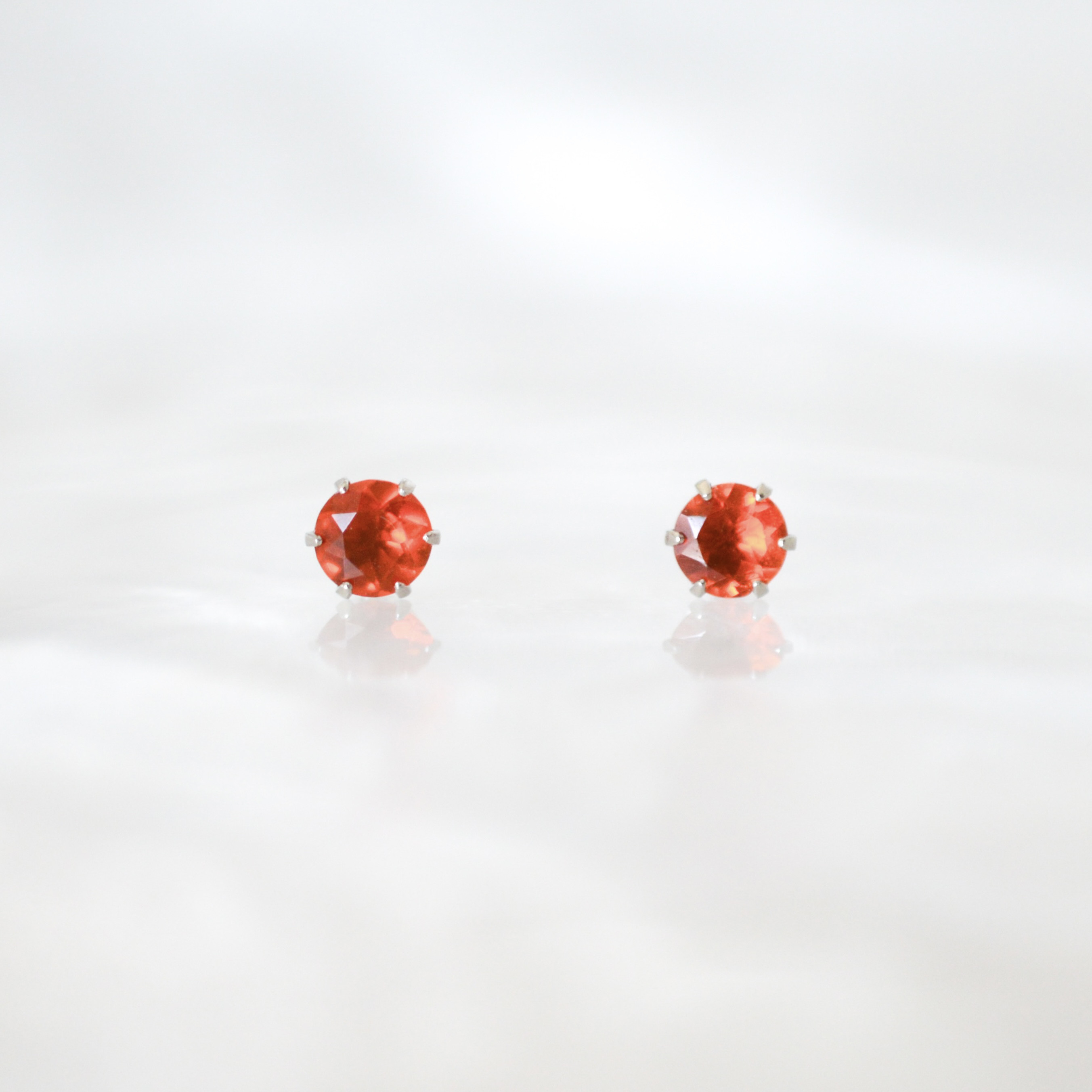 【12日限定お値下げ】bororo ファイヤーオパール　シングルピアス