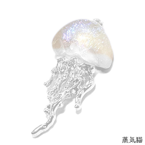 幻想】くらげチャーム ホワイトシルバー 4個【海夏 海月ピアス