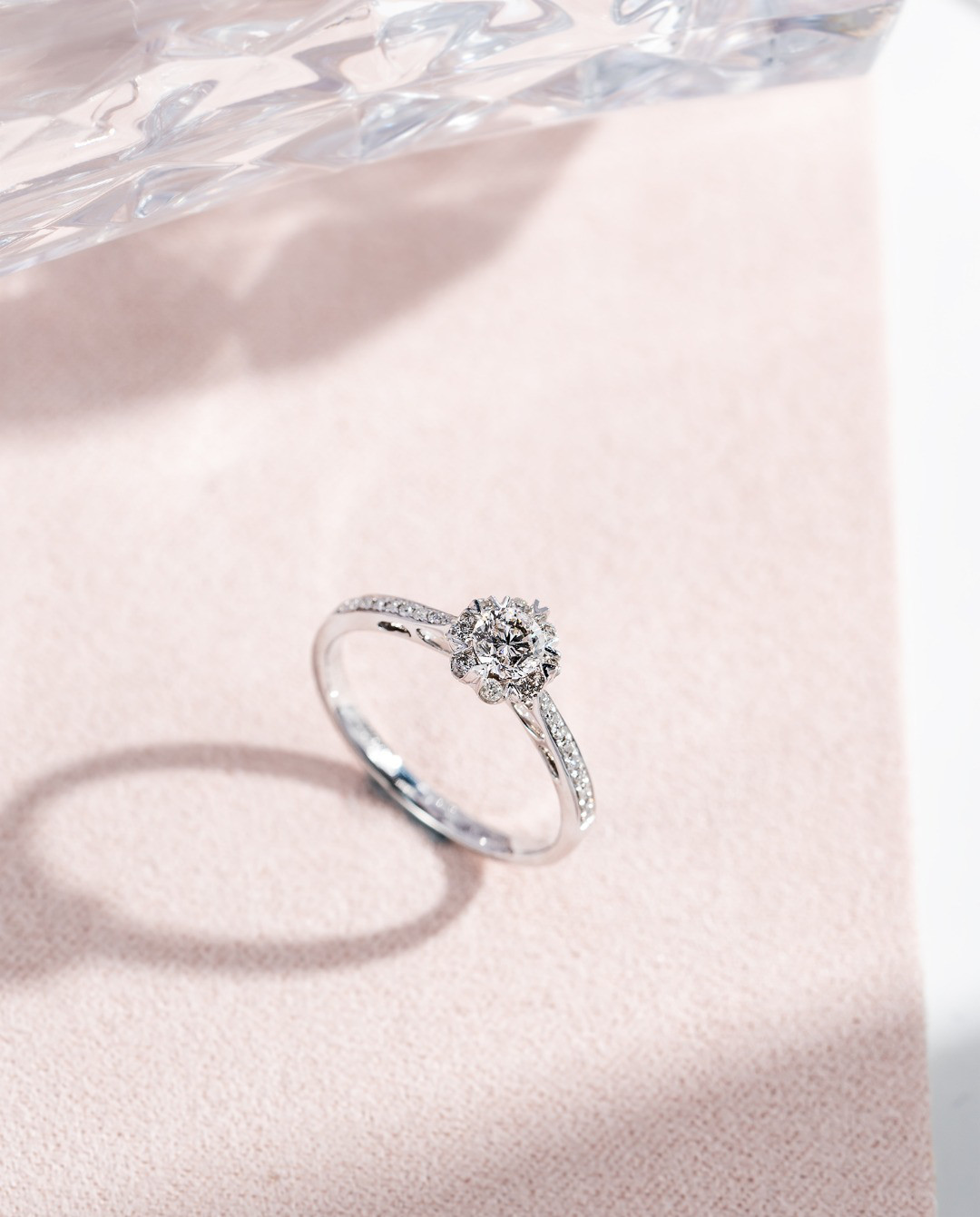 天然ダイヤモンドリングk18