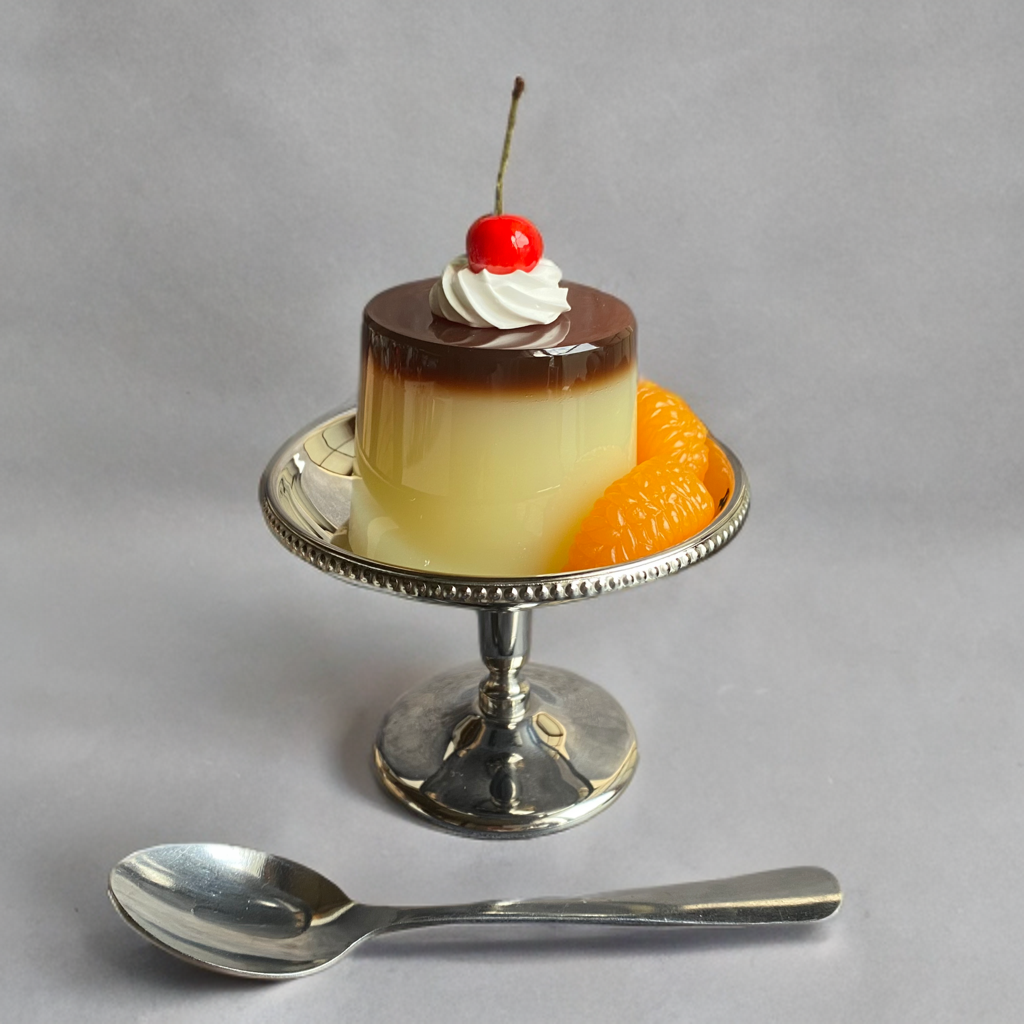 食品サンプル　昭和レトロ　純喫茶のプリン　オブジェ　リアルサイズ