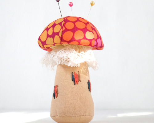 Fabric Kinoko 13 】（きのこの針山） その他雑貨 小物屋かぬ 通販