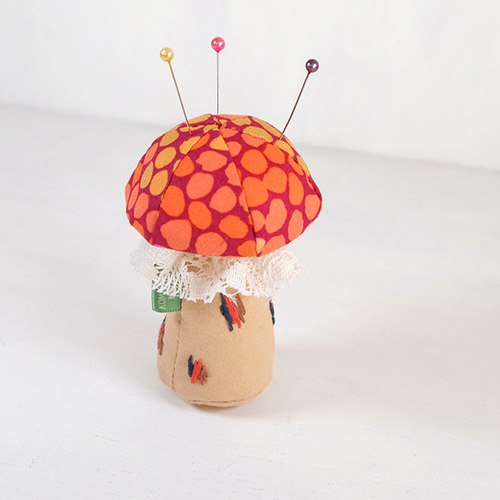 Fabric Kinoko 13 】（きのこの針山） その他雑貨 小物屋かぬ 通販