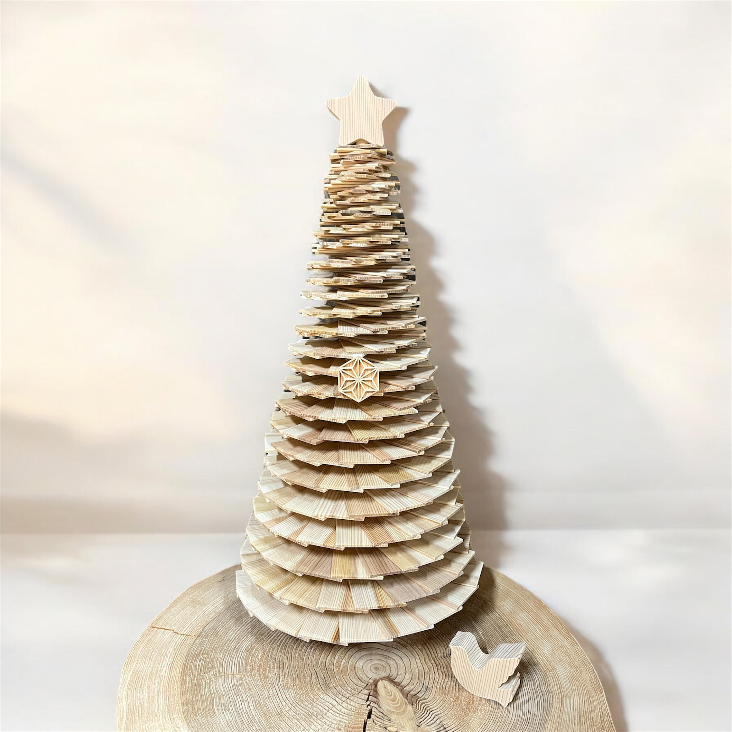 ＊〖大〗森からの贈り物-gift from the forest-＊クリスマスツリー　杉　組子細工