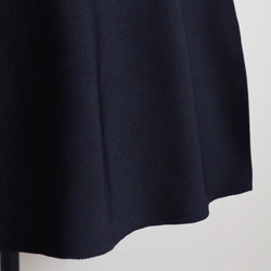 【卒入学に！】ホールガーメント パール付き フィットアンドフレアワンピース【ネイビー】 10枚目の画像