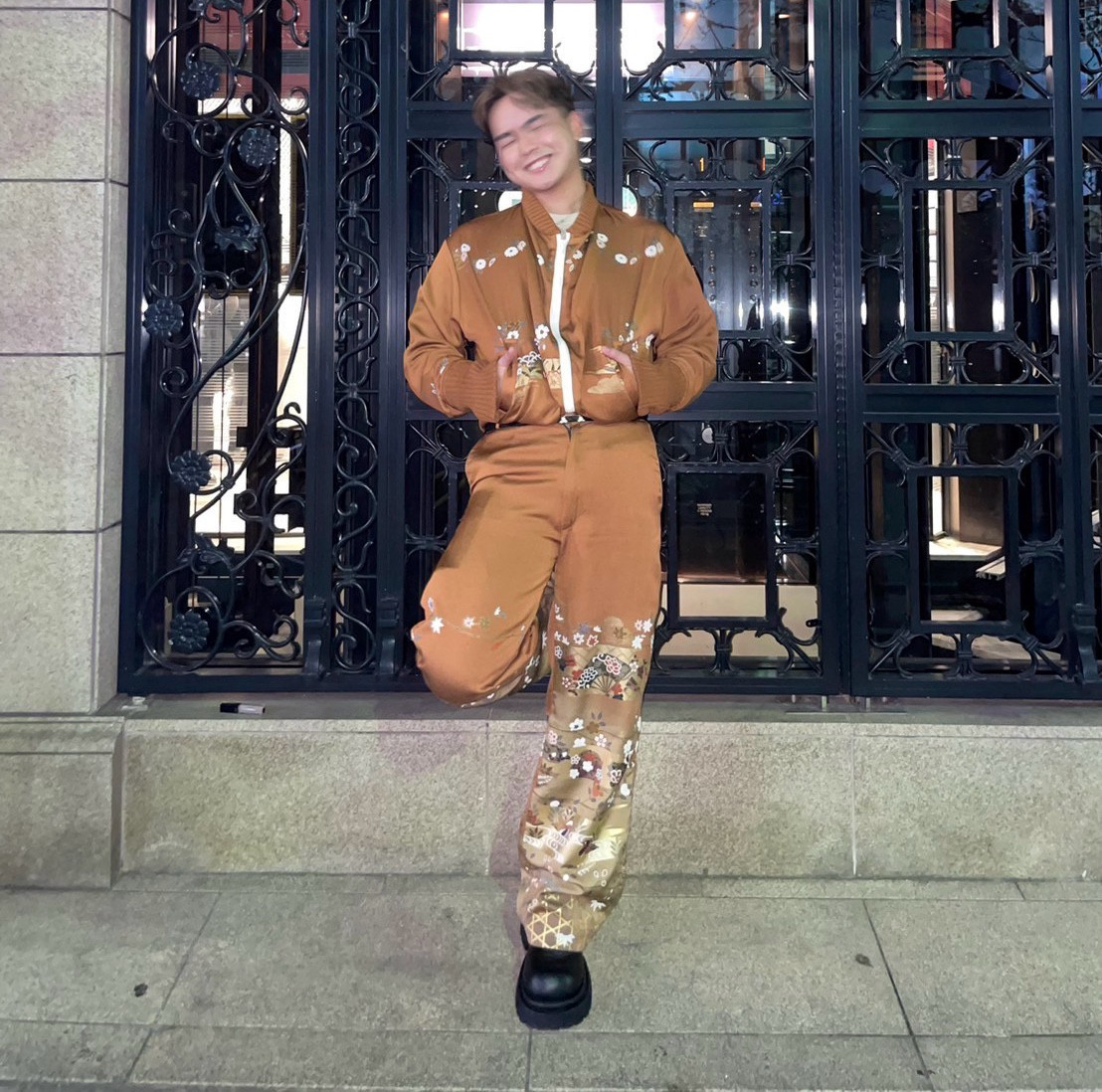 着物リメイク MA1 長め袖ボンバージャケット　キャメル　ユニセックス