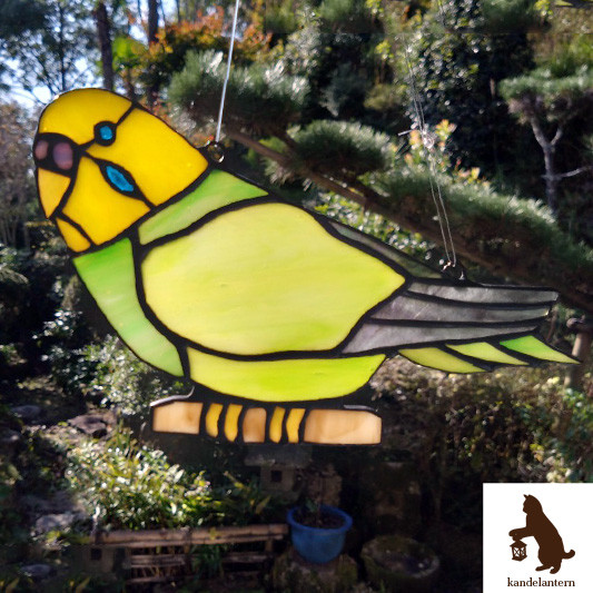 サンキャッチャー（黄色インコ3 ）ステンドグラス