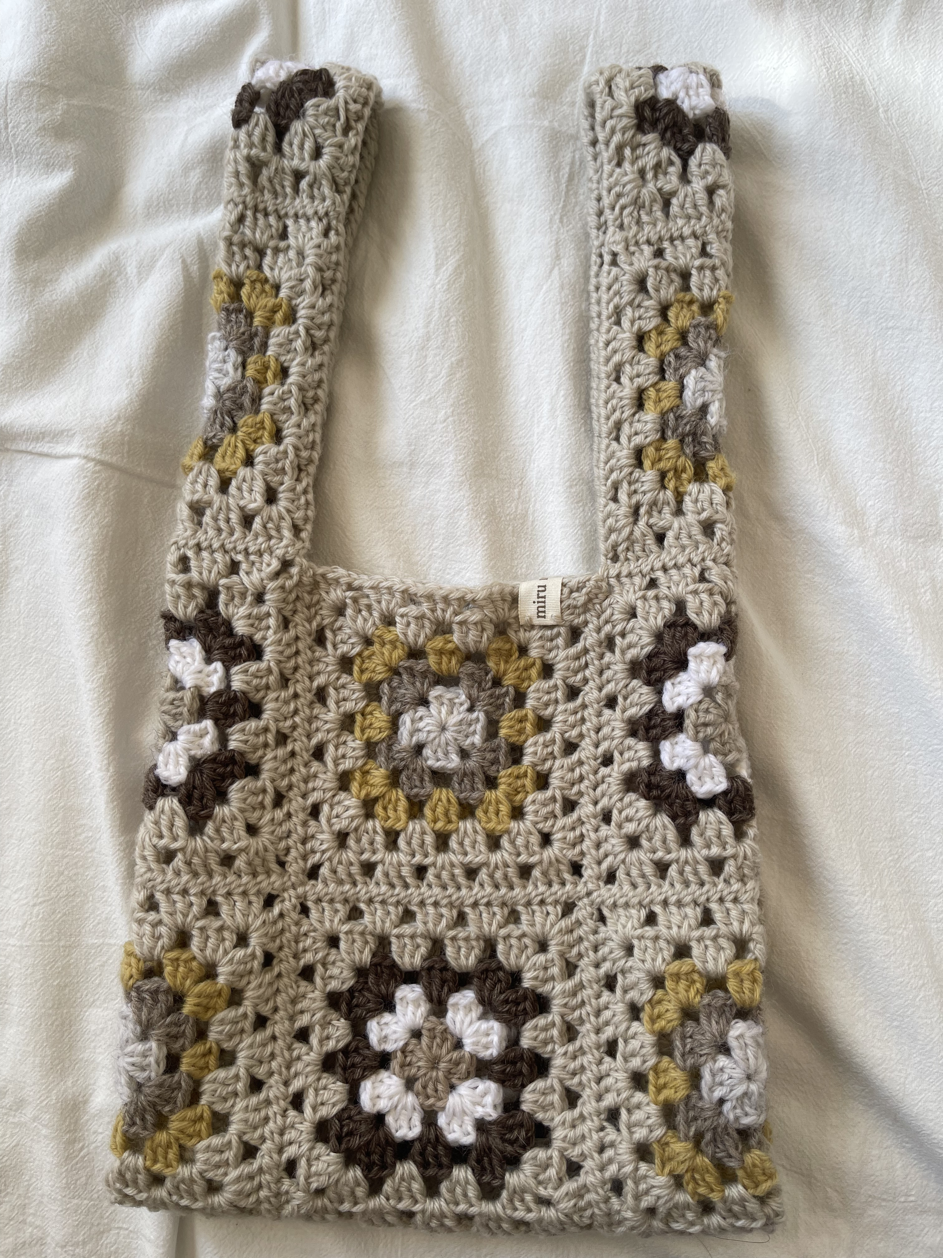 グラニー編みバック(ベージュカラー)