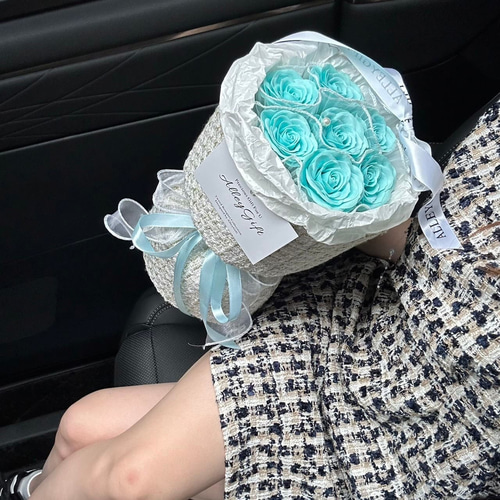 ツイードブーケ スペシャルブルー色 枯れない花束 グリッターローズで