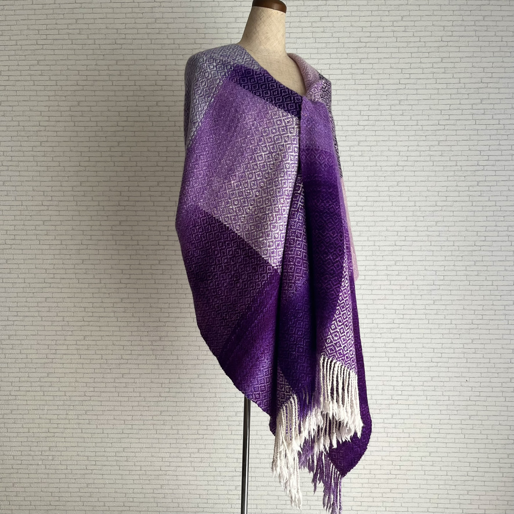 葡萄　-ebiiro-　手織りブランケット 18,460円