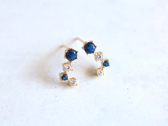 ☆冬の星座☆シルバー925【極上 ミッドナイトブルー CZダイヤモンド gold & silver】ピアス 4枚目の画像