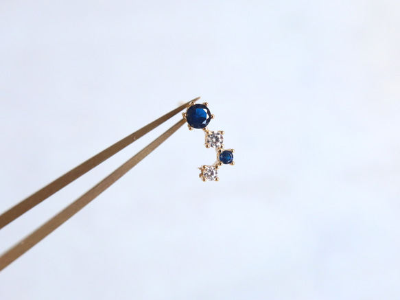 ☆冬の星座☆シルバー925【極上 ミッドナイトブルー CZダイヤモンド gold & silver】ピアス 12枚目の画像