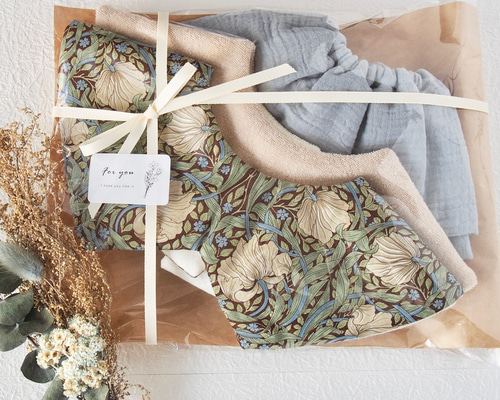 きちんとフリルスタイ（ピンパネル/ベージュブラウン）ウィリアムモリス 冠婚葬祭 きちんとフリルスタイ（ピンパネル/ベージュブラウン）ウィリアム