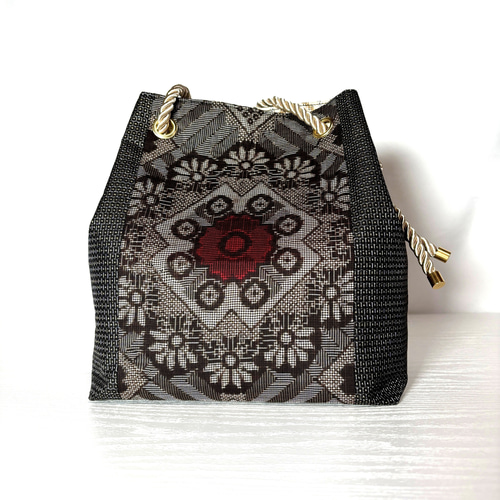 龍郷　大島紬　がま口バッグ　ハンドメイド ハンドメイド 大島紬 着物リメイク がま口 バッグ 【最終