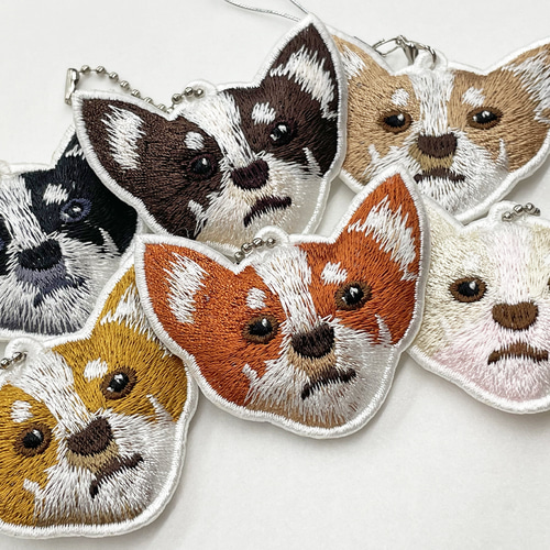 送料無料＊ チワワ リアル刺繍 チャーム キーホルダー ストラップ 犬