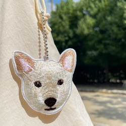 【SALE 20％OFF】送料無料　柴犬 リアル刺繍 チャーム キーホルダー 犬 しばいぬ スマホ 動物  ペット シバ 2枚目の画像