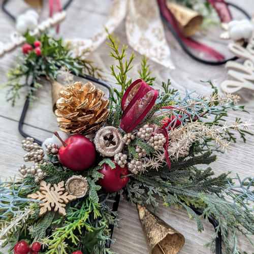 再販〗Christmasアイアンベルのアレンジメント＊トリプルドロップ