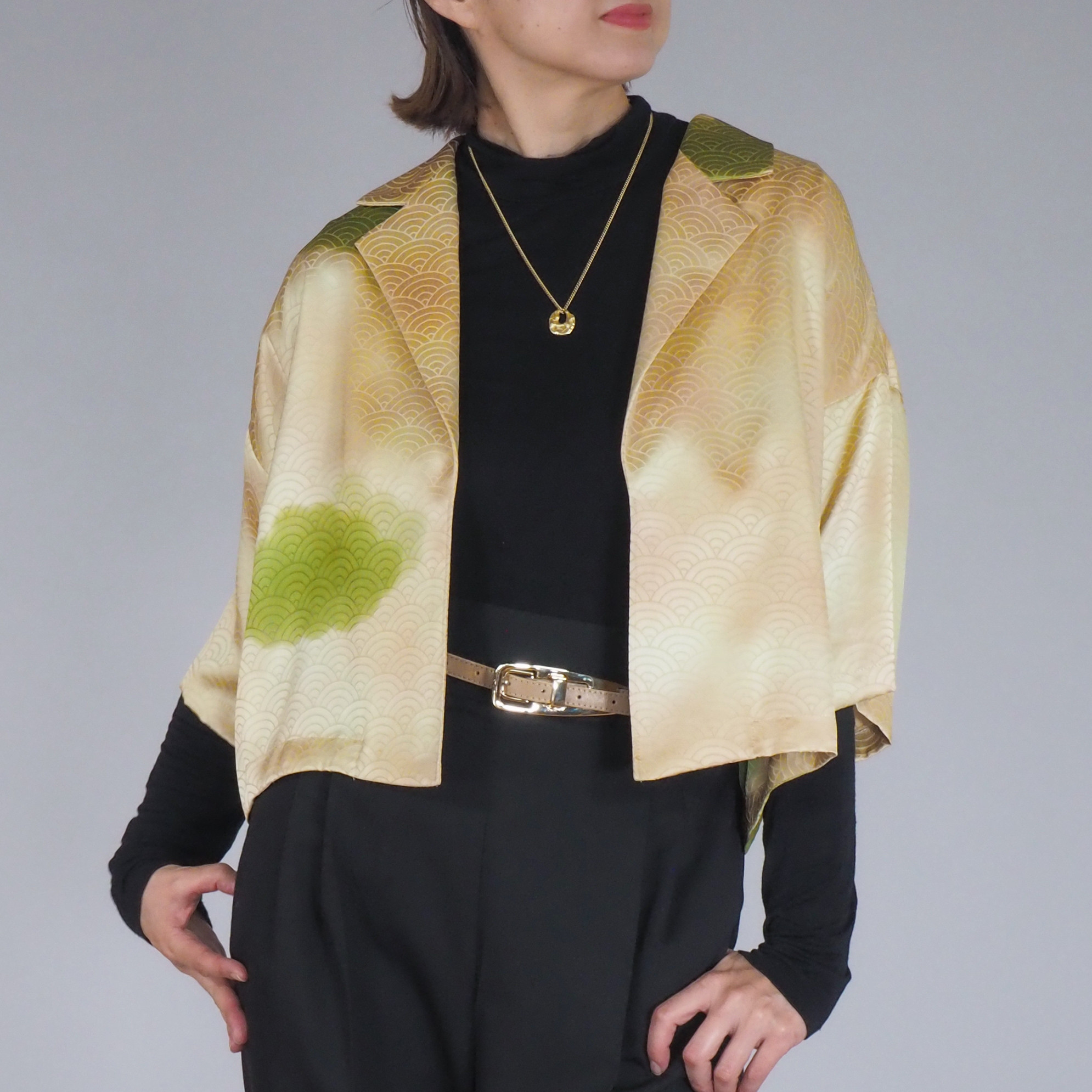 creema価格★着物リメイク クロップドシャツ ジャケット シャンパンゴールド 青海波 雲 オープンカラー