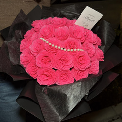 33本 深めピンクグリッターローズ 枯れない ワンホンブーケ
