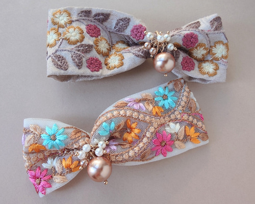 アシンメトリー インド刺繍リボンのヘアアクセサリー（バレッタ
