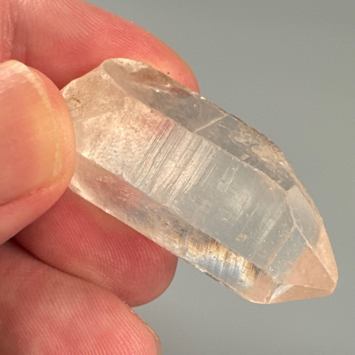サガルマータ産 ヒマラヤ水晶 原石ポイント tg781 天然石 pinky