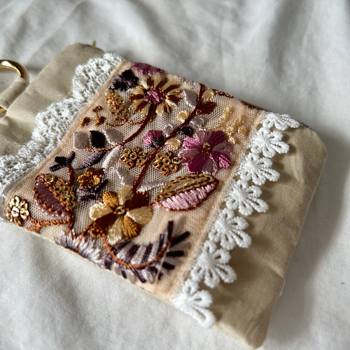 インド刺繍リボン 刺繍リボン ファスナーポーチ ポーチ カラビナ付き