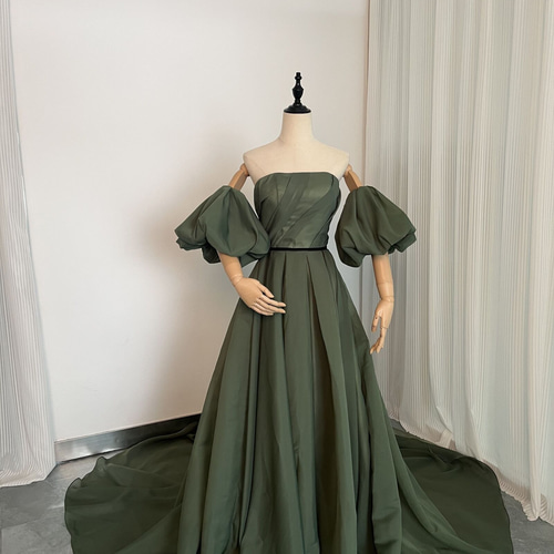 実例写真！カラードレス カーキマリアージュ ベアトップ トレーン 結婚  