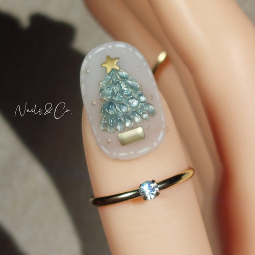 再販】【着画あり】ネイルチップNo.147 クリスマスネイル ツリー
