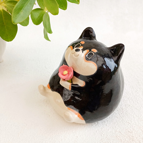 犬の一輪挿しと花模様皿付きセット　※一点物 犬の一輪挿し 置物 ボストンテリア♡ お花模様 お任せドライフラワー付
