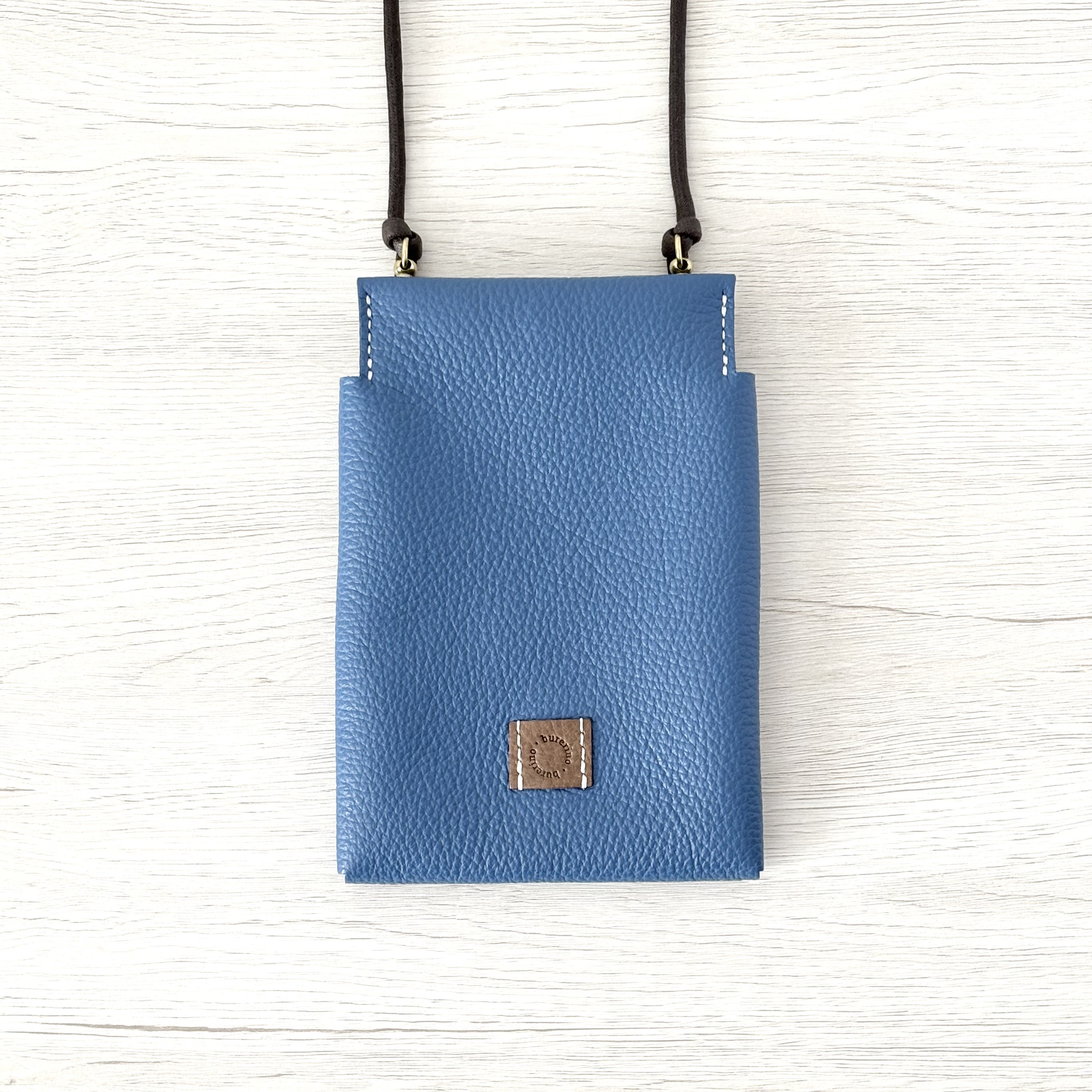 イタリアンレザースマホショルダー　ブルー（在庫品・一点物）