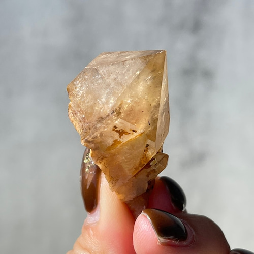 コンゴ産【クンダリーニシトリン】④ 非加熱シトリン｜黄水晶
