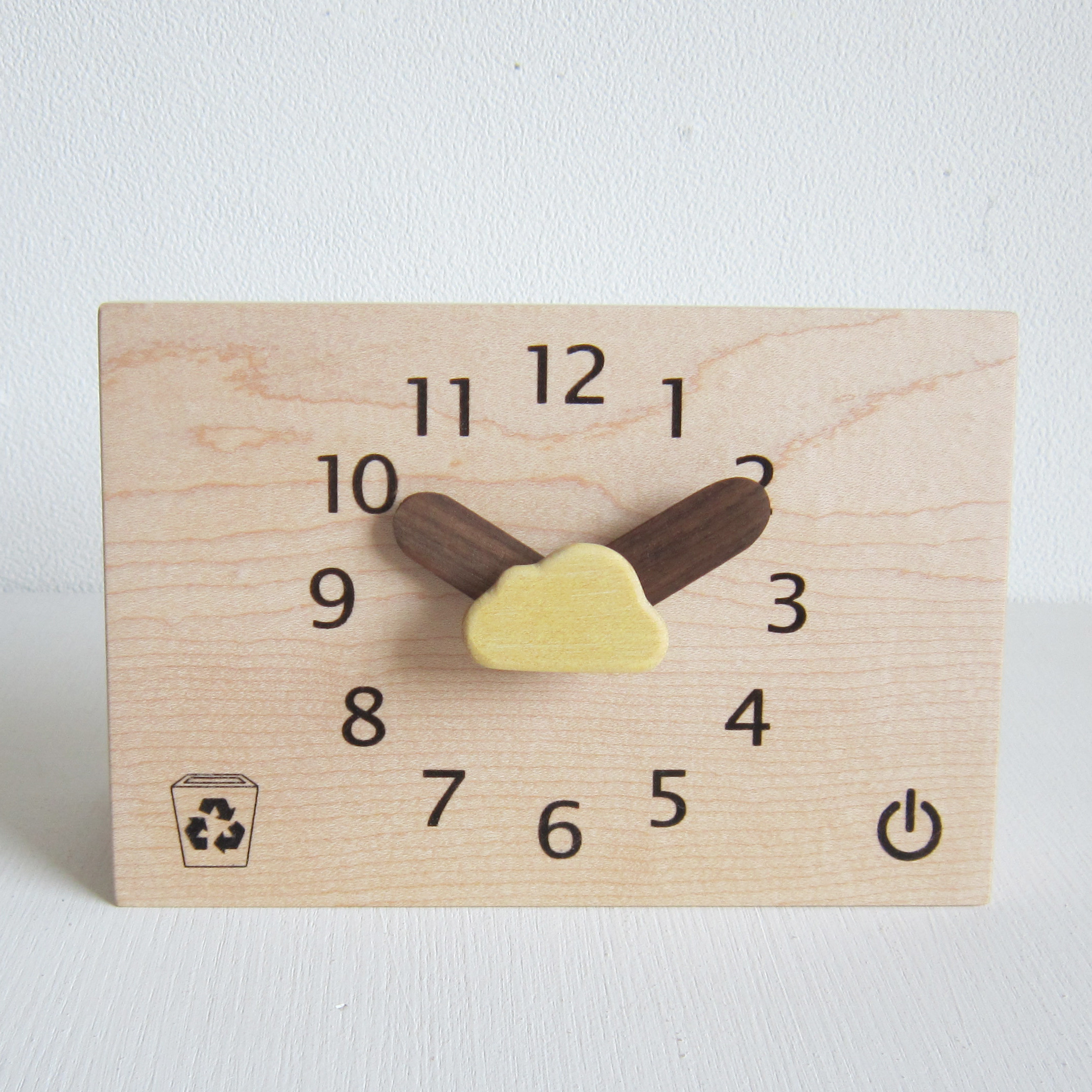 Winの想い　ノート型卓上時計