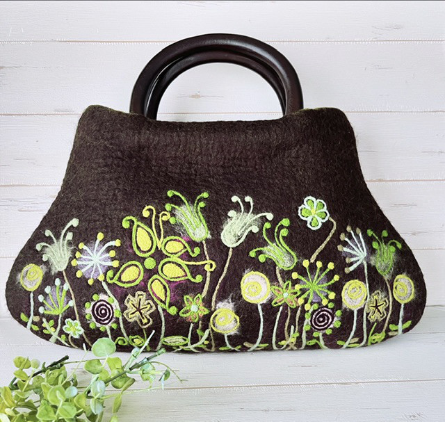 シークレットガーデン　＊ダークブラウン＆グリーン＊