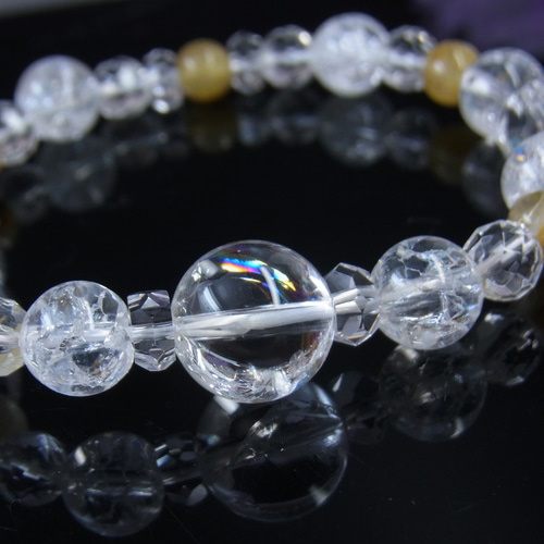 ◇キラキラお守り 水晶ブレス◇虹入 アイリスクォーツ ルチル