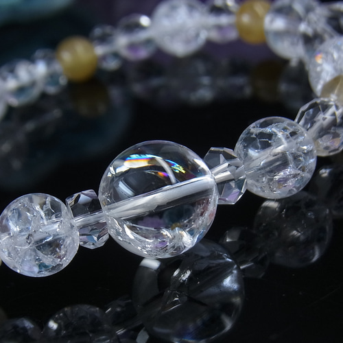 ◇キラキラお守り 水晶ブレス◇虹入 アイリスクォーツ ルチル