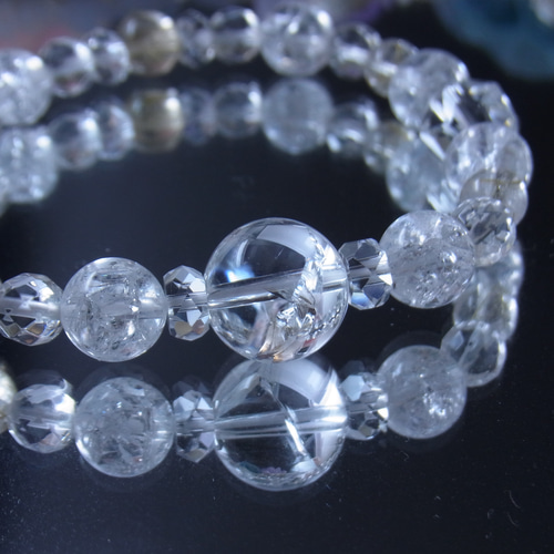 ◇キラキラお守り 水晶ブレス◇虹入 アイリスクォーツ ルチル