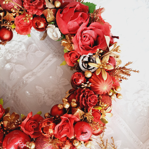 ＊hanahana　フラワーリース＊　玄関リース　クリスマスリース　レッド Amazon.co.jp: 16 インチのクリスマスリース人工冬赤い花の花輪玄関