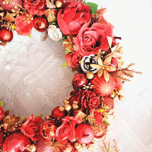 受注制作】クリスマスリース～楽しい聖夜の赤いリース～ 玄関リース