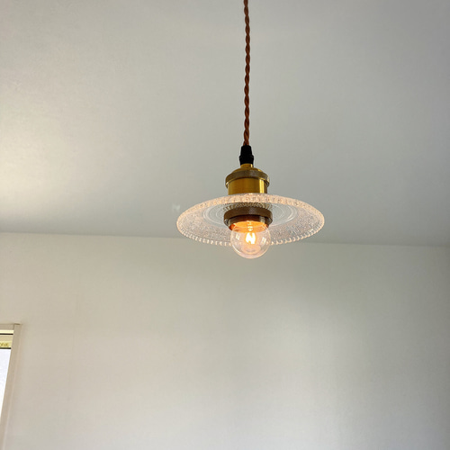 ペンダントライト 白とピンク ガラス　コード付き コード175センチ ガラス ペンダントライト モダン オシャレ照明