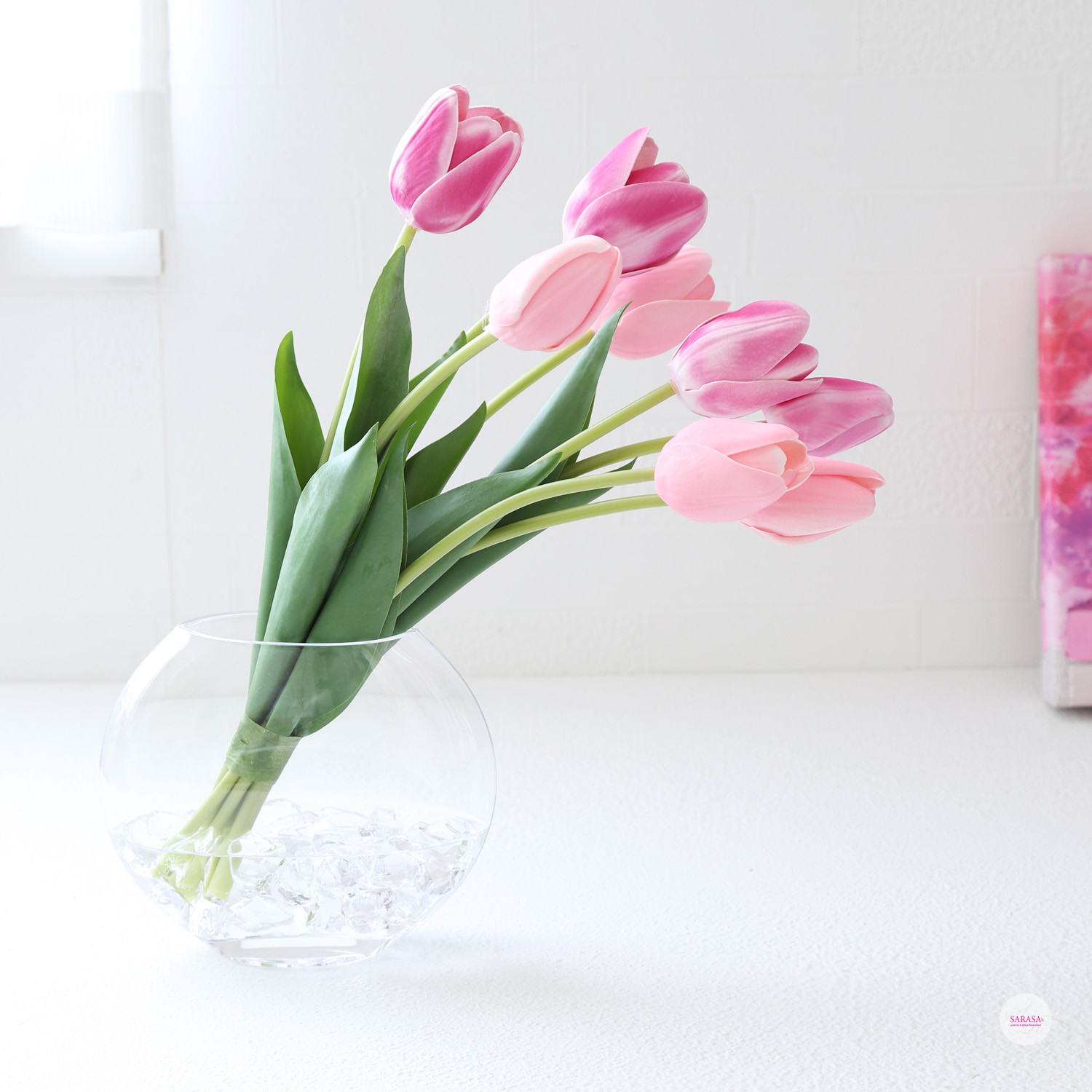 (マジカルウォーターアレンジ)グラデーションピンクのチューリップ