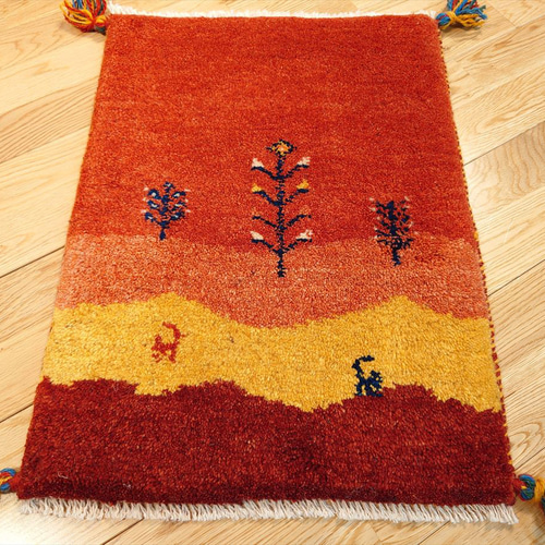 【夏のキャンペーン】ペルシャ　ギャッベ 玄関　88×60 茜色　生命の木 夏入荷】ペルシャ ギャッベ 玄関マット小 55×41cm 茜色 桃色