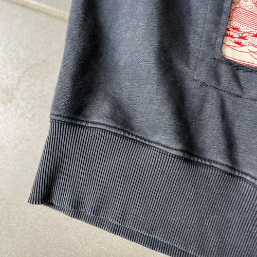 着物アートパネルトレーナー 着物リメイク 着物ハギレ再利用