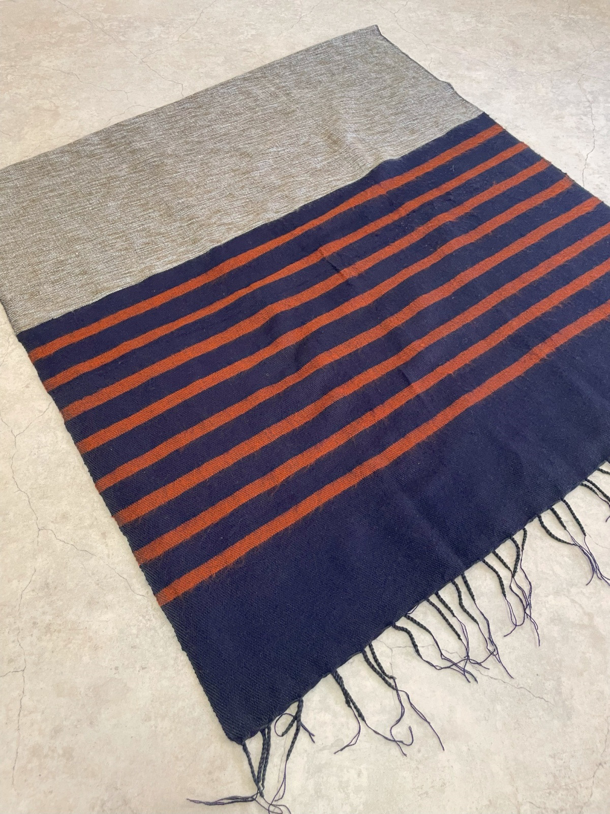 【 8 HANDLOOM & HAND KNITTING】手織りのアシンメトリーショール ストール / A