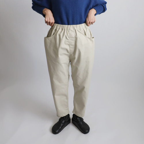 ラスト1 93cm ストレッチ伸縮コットンチノ生地テーパード パンツ